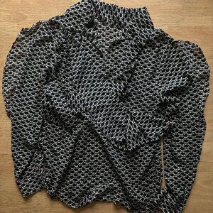 Ann Taylor Black and White Long Sleeve Blouse